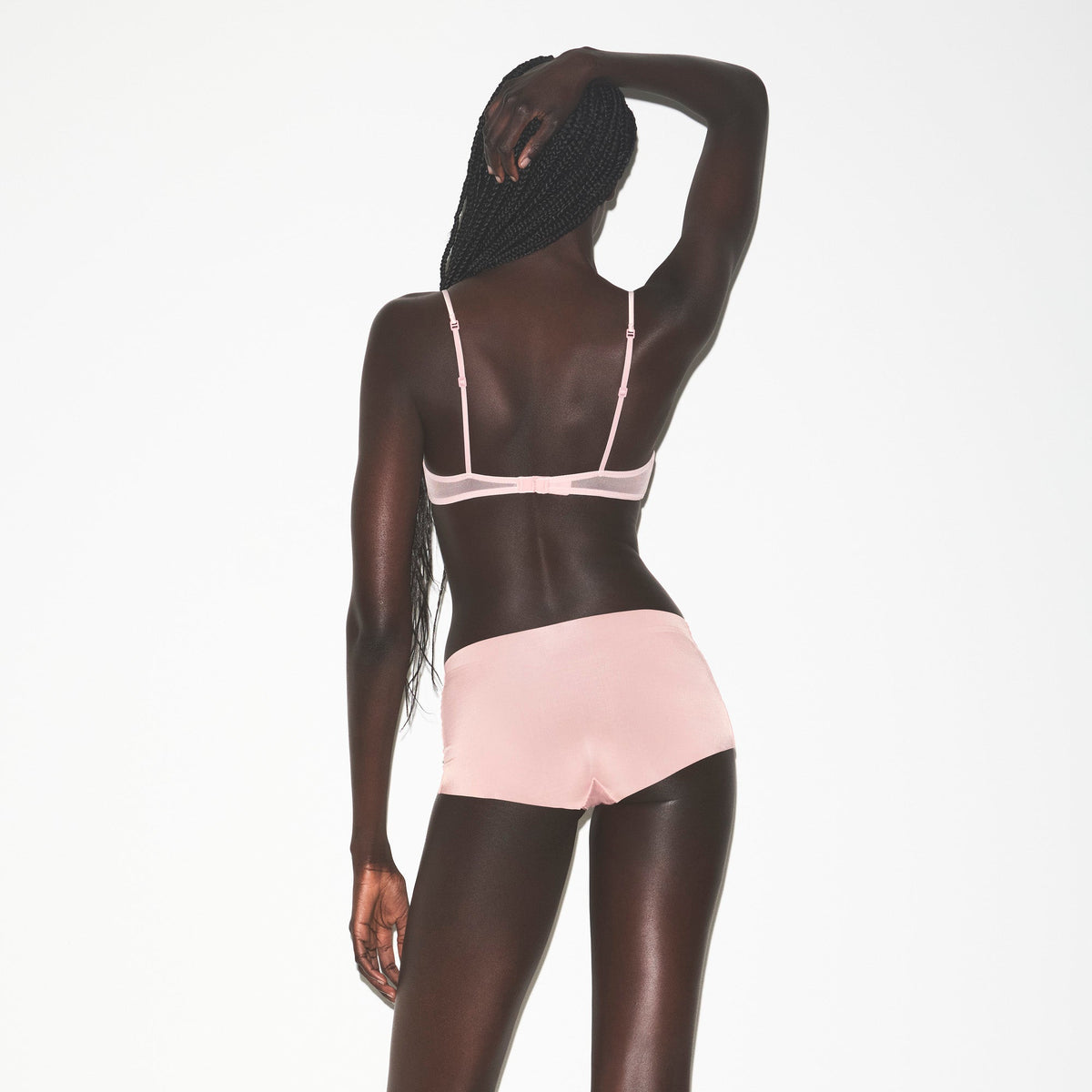 INVISIBLE BOY SHORT | MORGANITE