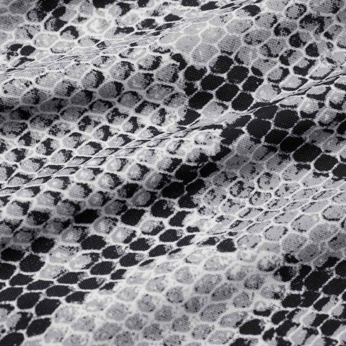 CLING MATTE LONG SLEEVE BUTTON UP | CHROME SNAKESKIN PRINT