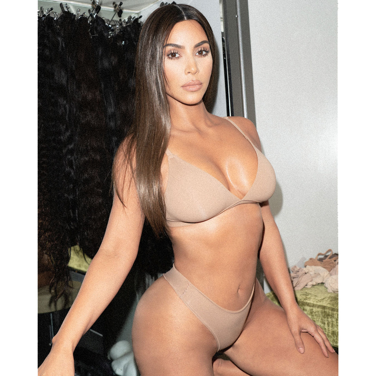 FITS EVERYBODY DIPPED FRONT THONG | ONYX