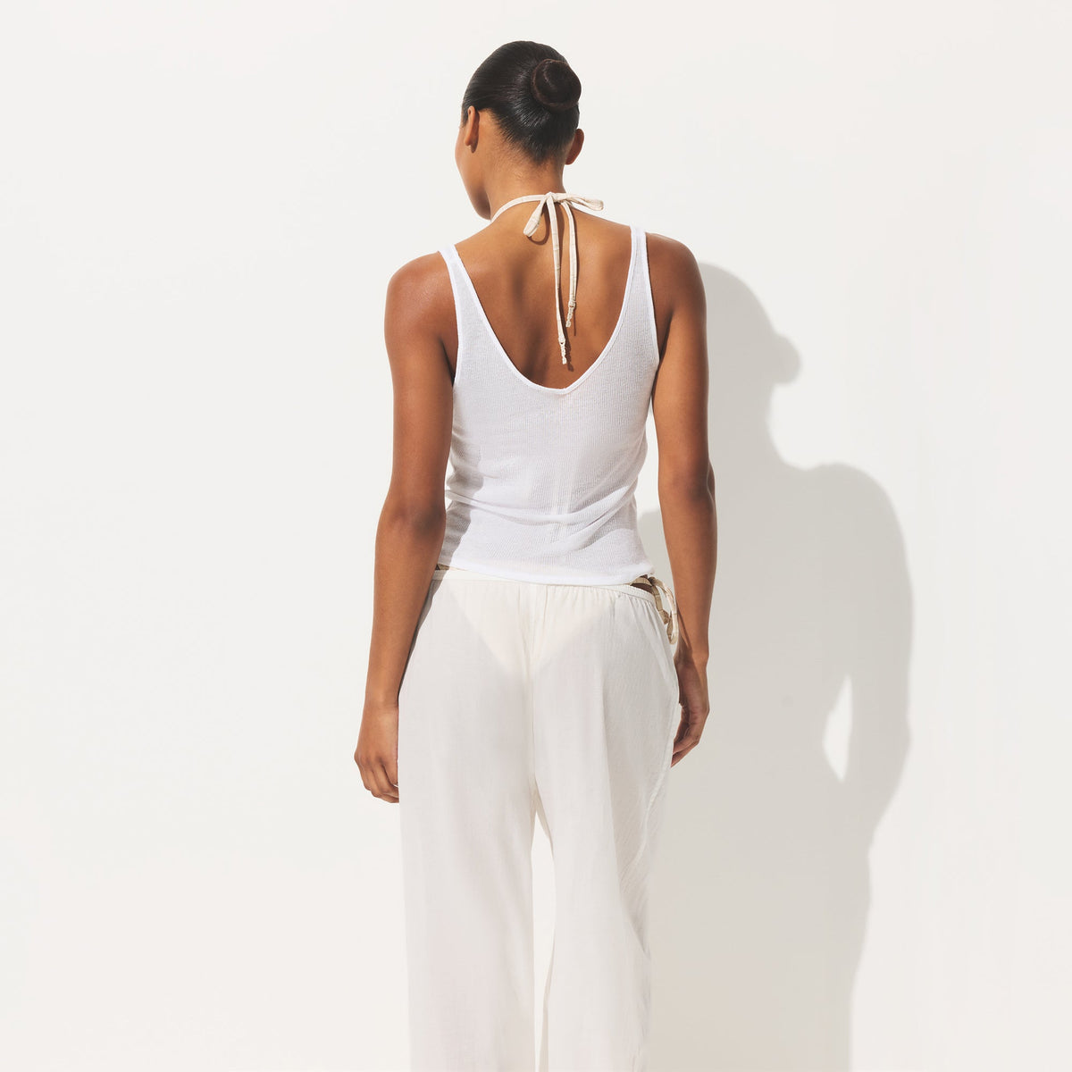 SHEER RIB V NECK TANK | SNOW