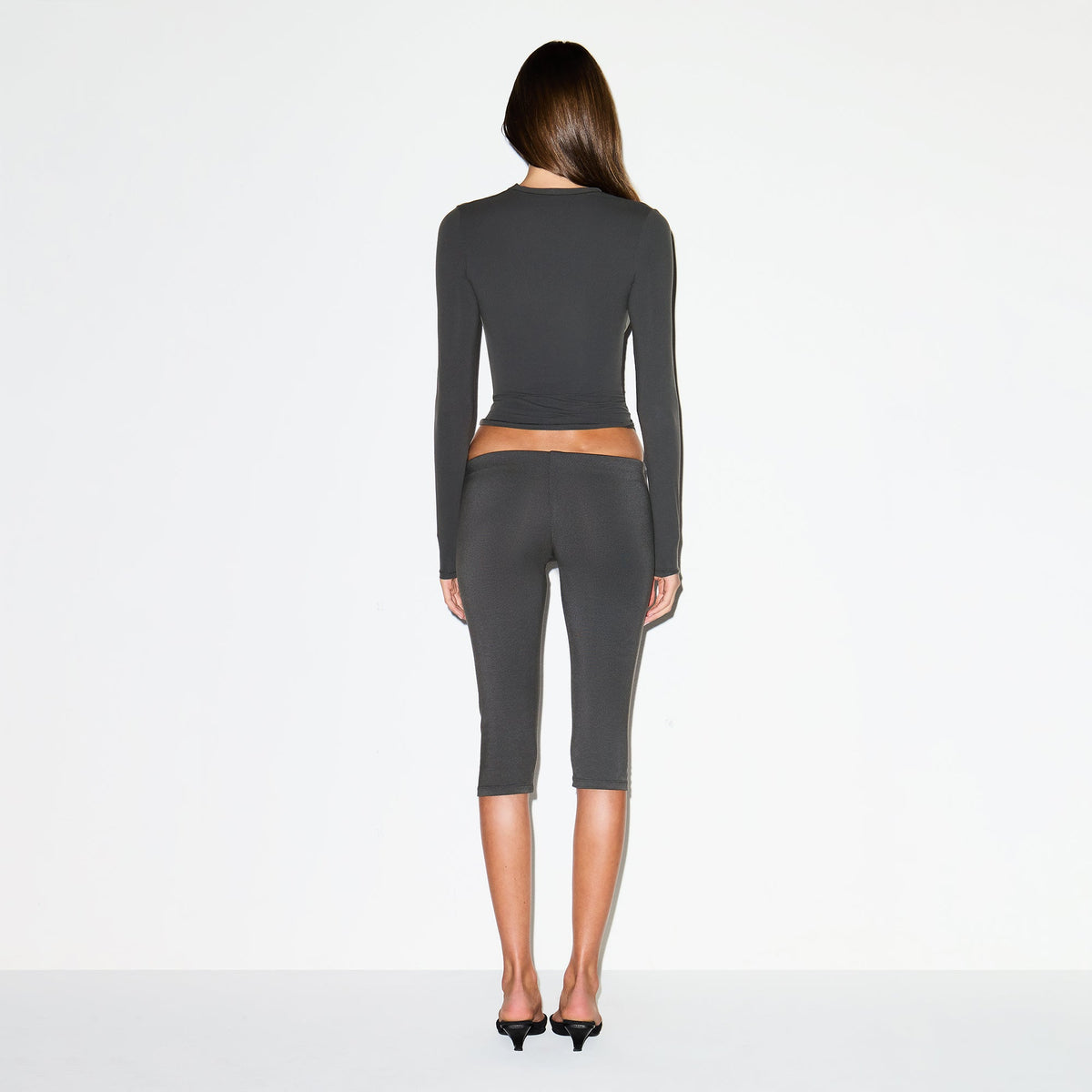 FITS EVERYBODY LONG SLEEVE T-SHIRT | GRAPHITE